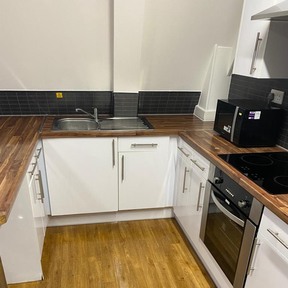 Student Room Cleaning Glossop